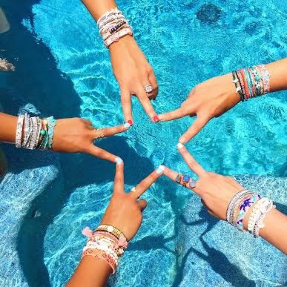 Meet your Posher, Charlotte